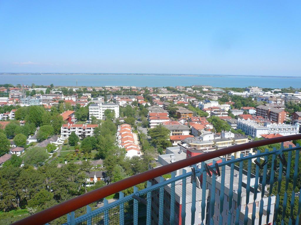 Appartamenti La Torre Lignano Sabbiadoro Luaran gambar